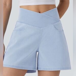 ***HALARA Flex Crossover Waistband in a Light Soft Denim Wash. Shorts